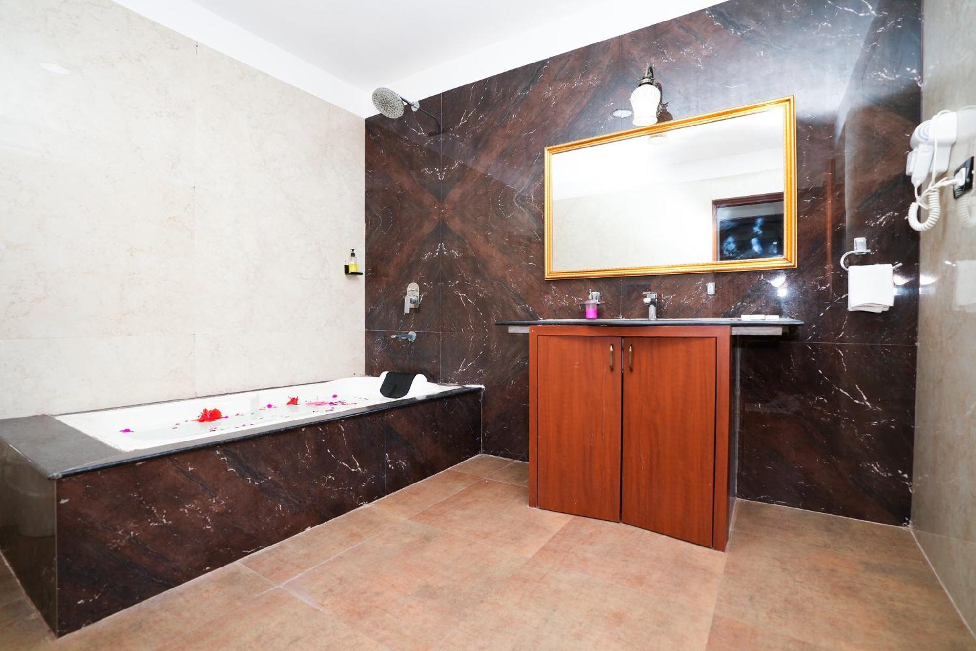 Maangarh Resorts Udaipur Luaran gambar